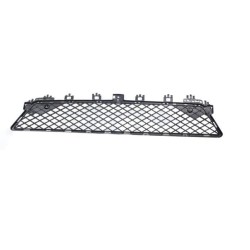 Mercedes W204 Kasa 2011-2013 AMG Ön Tampon Orta Izgarası Orjinal